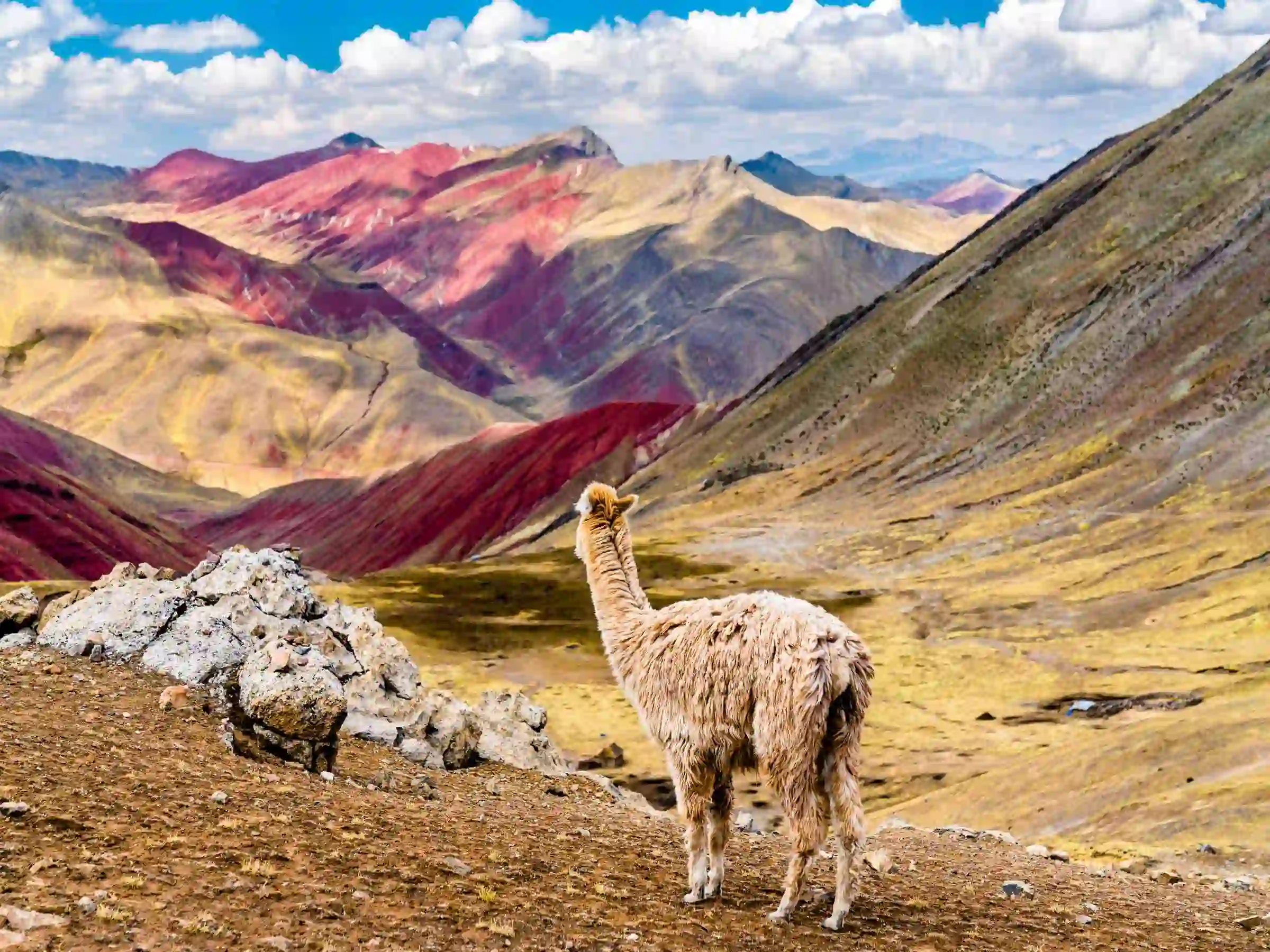 rainbow mountain 2 days 1 night