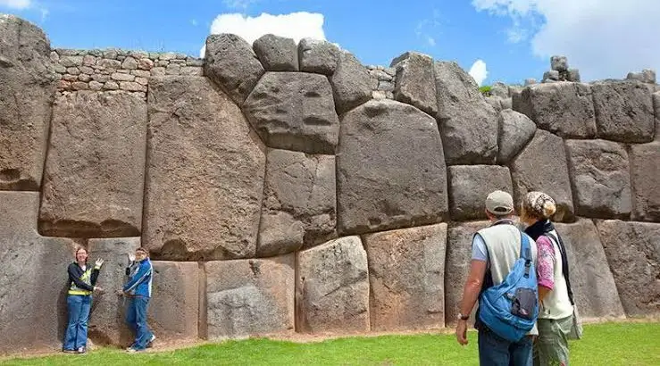 Sacsayhuamán